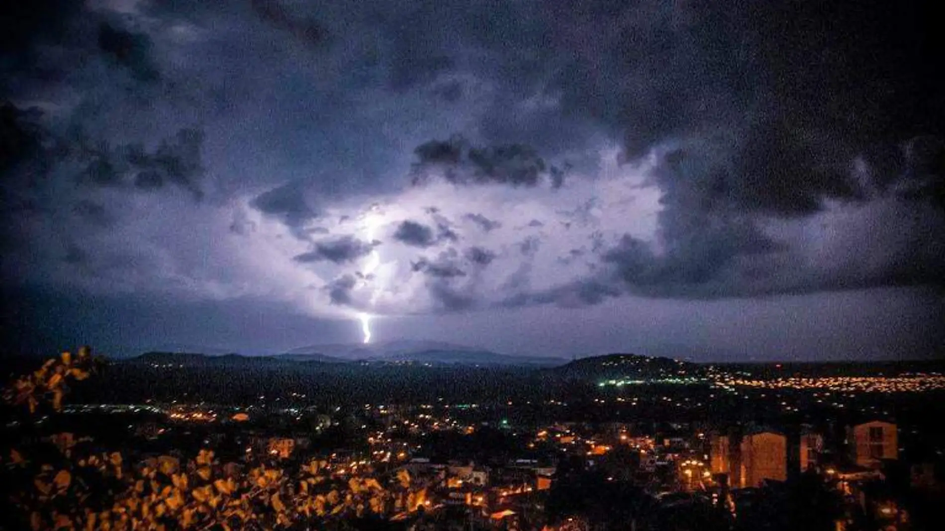 trueno acapulco lluvias